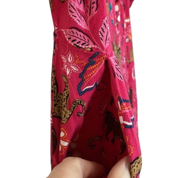 Torrid Pink Rayon Slub Button Front Leopard Floral Safari Print Size 1/1X - Picture 7 of 9